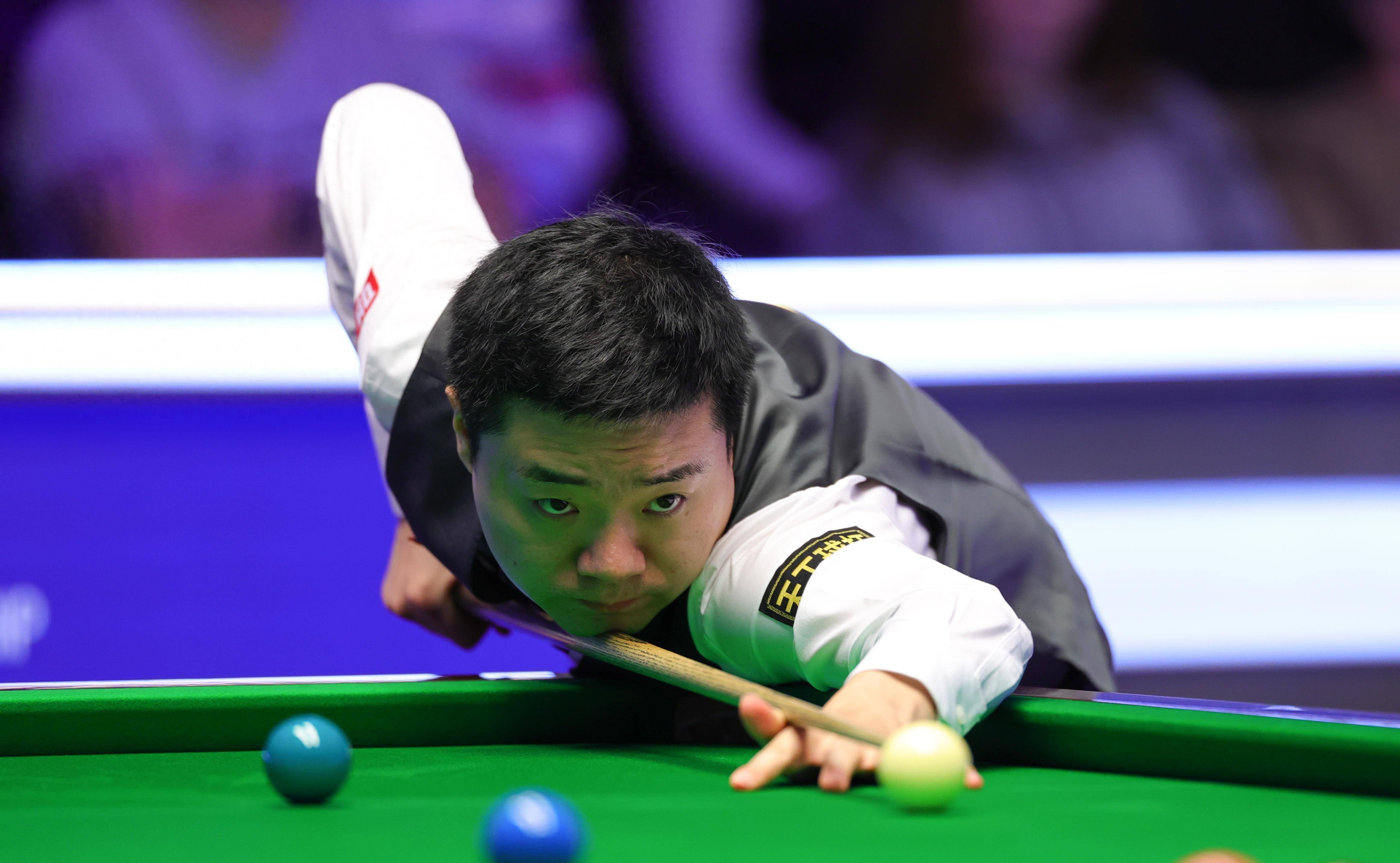 穆尼奥斯凭 穆尼奥斯凭