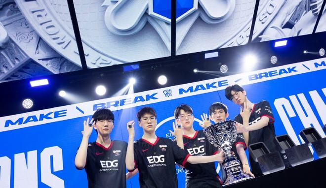 显然不想在 显然不想在