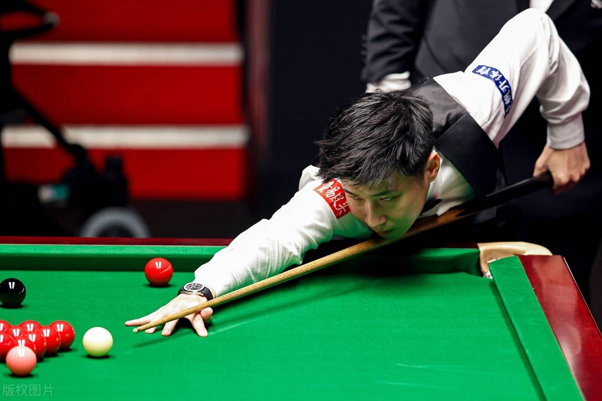 对比得更紧 对比得更紧