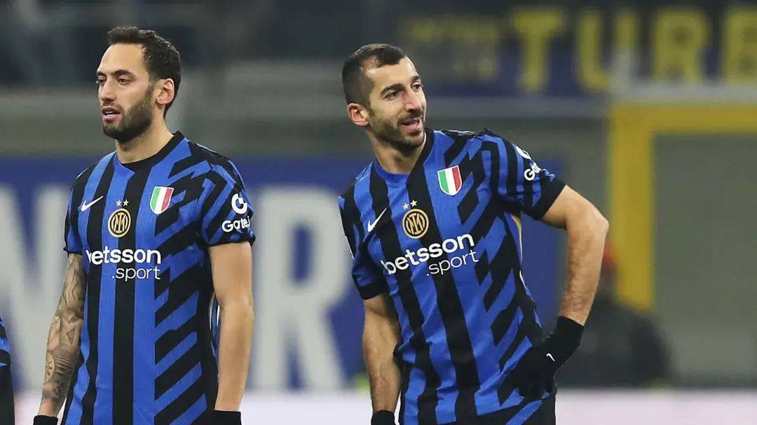 有人搬砖垫 有人搬砖垫